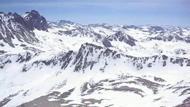 Backcountry Skiing Mt. Goode - Eastern Sierras смотреть онлайн
