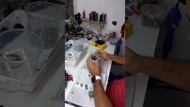 Montagem Lego technic Ford Raptor F150. Parte 3 смотреть онлайн