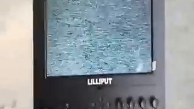 Lilliput 665 FPV no blue screen when signal is weak смотреть онлайн