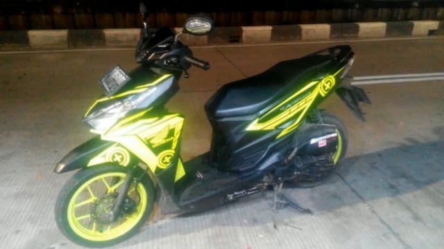 Hasil cutting sticker motor смотреть онлайн