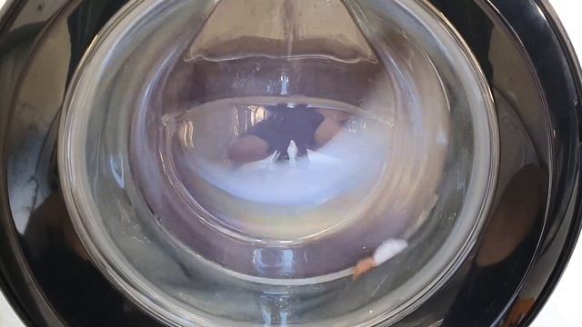 Whirlpool 12kg - Cotton 60c - VERY unbalanced moving spin burst смотреть онлайн