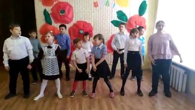 Поздравление выпускников ребятами 2,4 класса смотреть онлайн