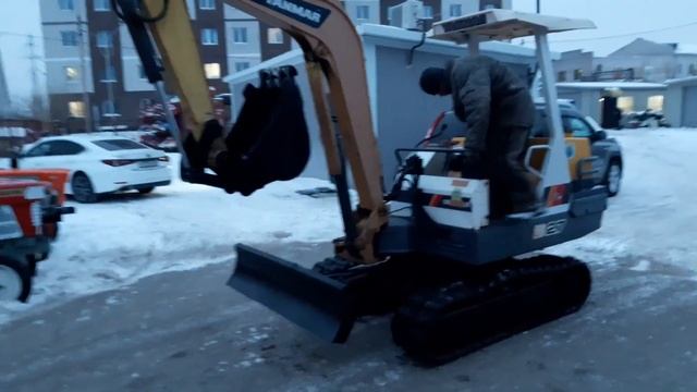 Японский мини-экскаватор YANMAR B27 Видео смотреть онлайн