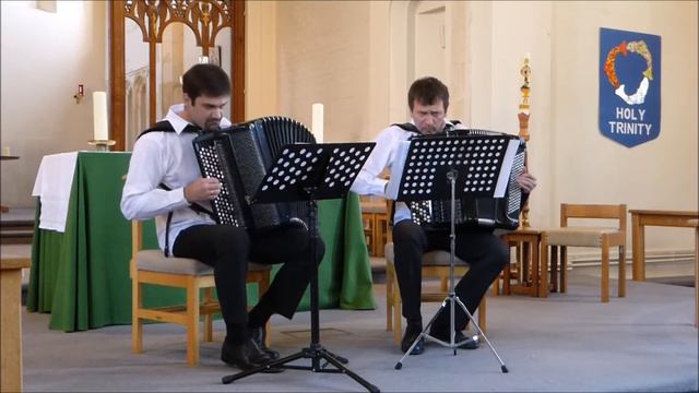KYIV Classic Accordion Duo play Bach Toccata in D minor смотреть онлайн