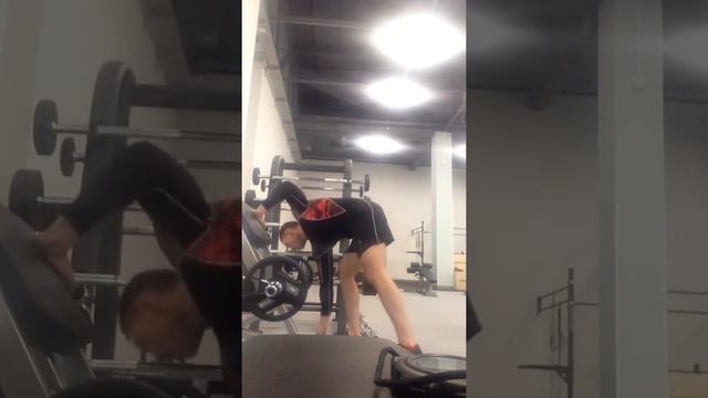 Подъем штанги на бицепс+медленный негатив смотреть онлайн