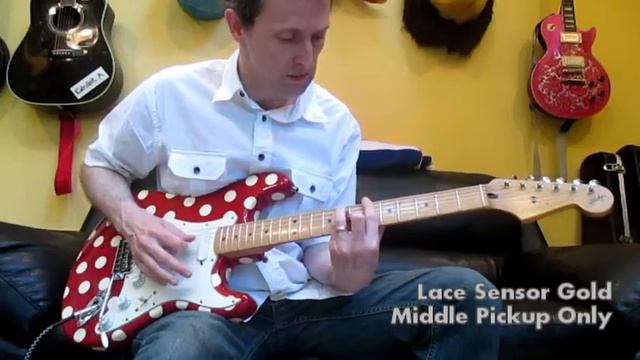 Stratocaster Red Polka Dot Buddy Guy Sig Fender Guitar: Pickups Lace Sensor vs CS Fat 50s смотреть онлайн