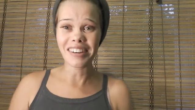 Как защитить ногти от расслаивания и других неприятностей) смотреть онлайн
