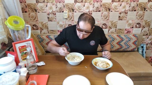 Обзор на лапшу Ролтон vs Петра смотреть онлайн