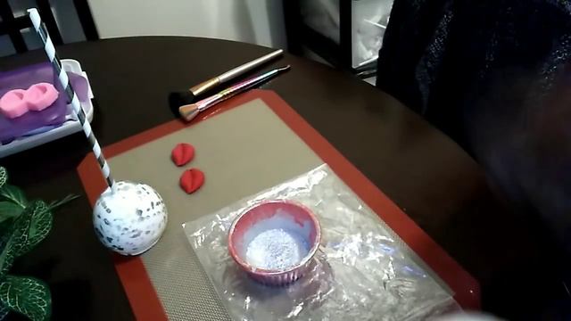 Adult Theme Candy Apples смотреть онлайн