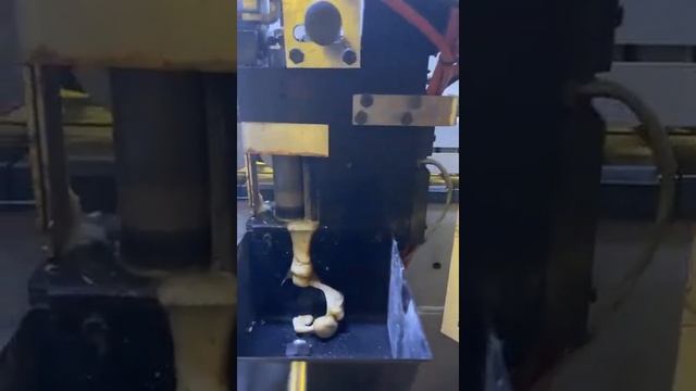 Кромочный станок Stefani md ( SCM group ). Авто очистка ванны SGP. смотреть онлайн