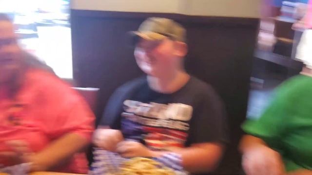 Blue Moose Burgers and Wings, Pigeon Forge, Tennessee смотреть онлайн