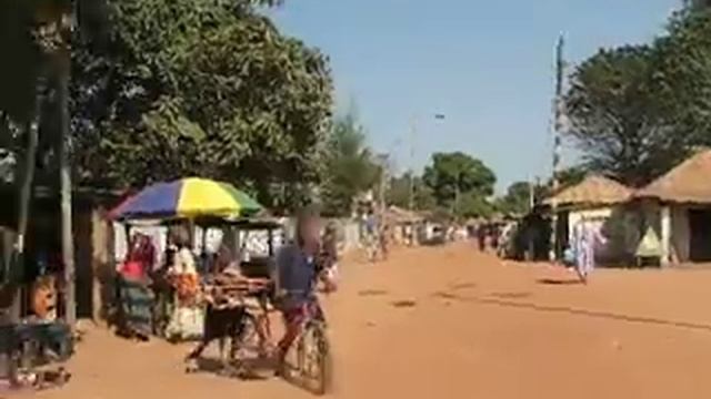 Gambia, Brikama; Гамбия, Брикама смотреть онлайн