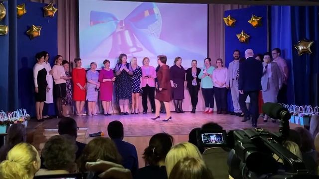 Последний звонок 2022. Учителя смотреть онлайн
