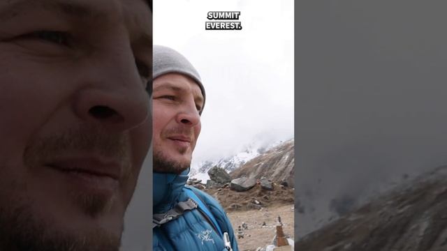 327 DEATH ON EVEREST #mountain #mounteverest #travel #everest #nepal #hiking #everesttrek #gokyo смотреть онлайн