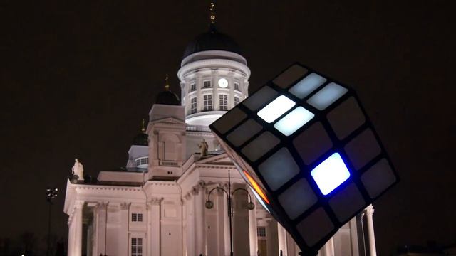 Светящийся кубик в Хельсинки.MTS смотреть онлайн