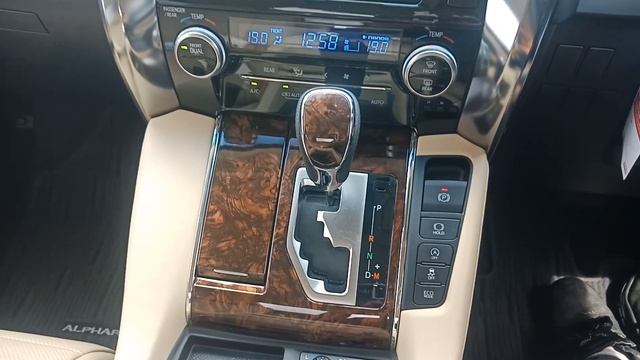 Mengemudi Mobil Matic || Toyota Alphard смотреть онлайн