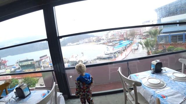 Какой замечательный рыбный ресторан в Амасре / Будите в этом чудесном городке, обязательно зайдите. смотреть онлайн