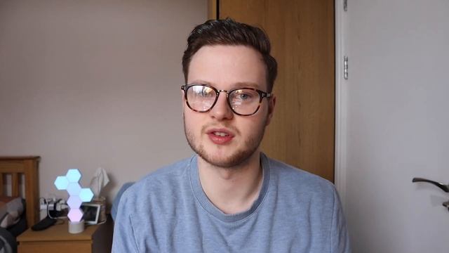 How to Create the Perfect Minimalistic Desk Setup 2020 - DomTalksTech's Playspace! смотреть онлайн