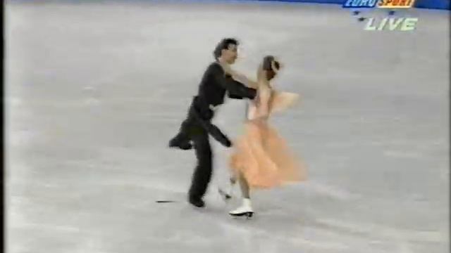 Oksana Grishuk & Evgeni Platov RUS - 1995 World Figure Skating Championships Original Dance смотреть онлайн