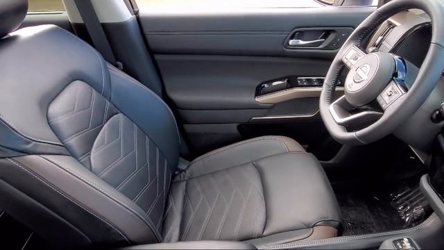 2022 Nissan Pathfinder Platinum Sport Utility Granbury  Weatherford  Stephenville  Cleburne  Burles