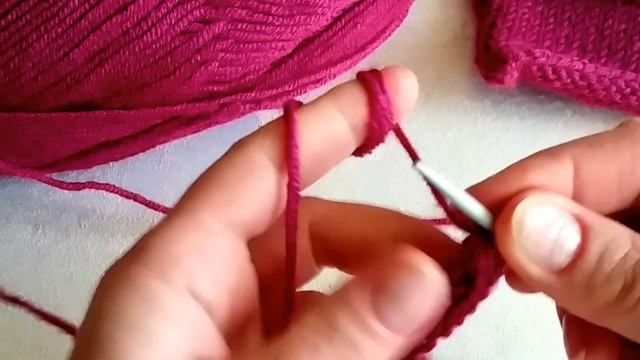 Вязание лицевых и изнаночных петель Видео урок Классический способ Вязание спицами для начинающих смотреть онлайн