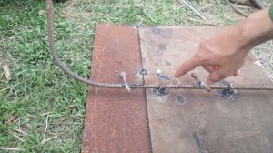 БУНКЕРНАЯ КОРМУШКА ДЛЯ СВИНЕЙ,ПОРОСЯТ СВОИМИ РУКАМИ.ОТ СУРОВОГО УРАЛЬСКОГО ПАРНЯ....)))