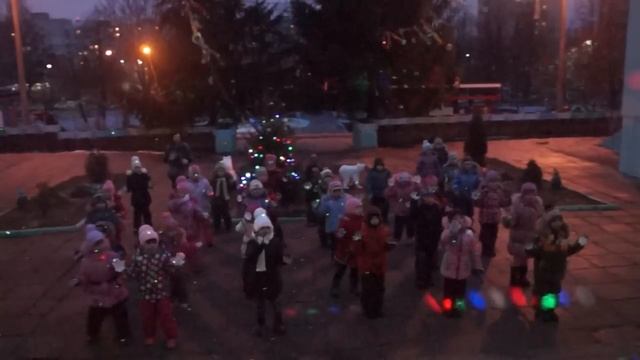 Новогодний флешмоб детсад смотреть онлайн