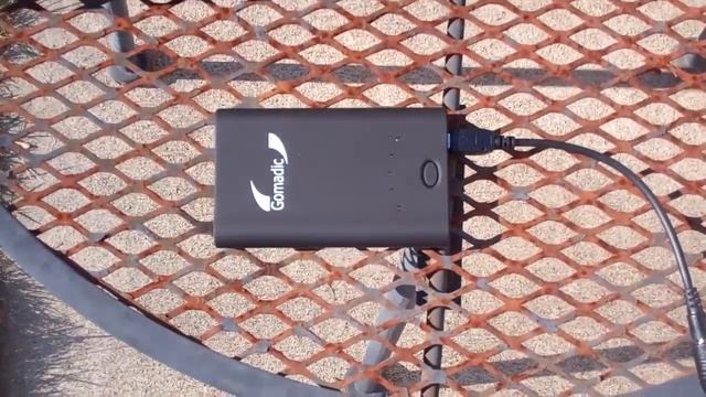 The SunVolt Solar Charger from Gomadic [Review] смотреть онлайн