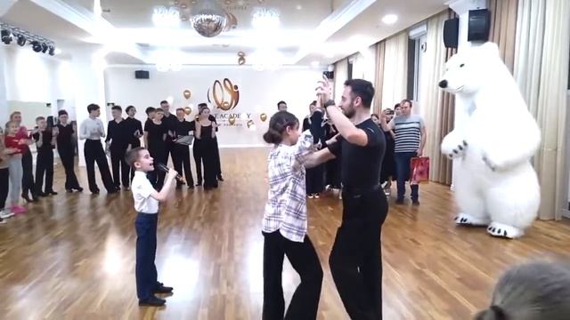 Песня Летать, автор Петряшева Анна смотреть онлайн