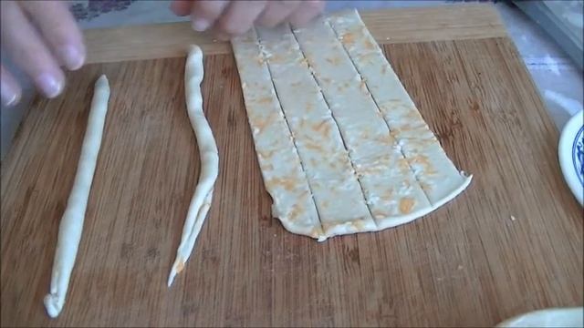 Хлебные палочки с сыром, Breadsticks. Как сделать. How to cook. смотреть онлайн