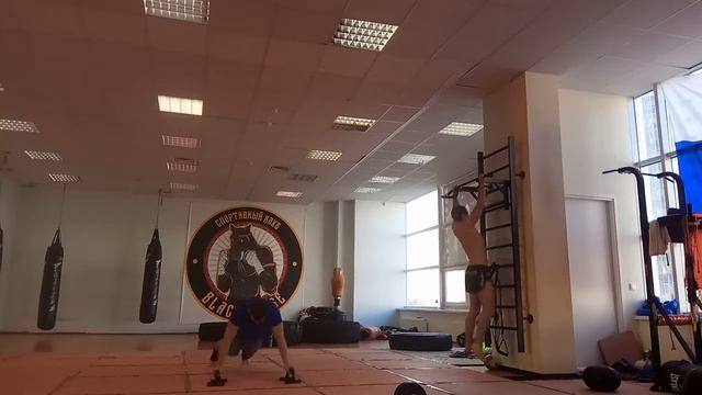 Кроссфит. 1 комплекс. 8 сентября. Тайский бокс. Ратманский С.И. СК "Black Horse", Екатеринбург. смотреть онлайн