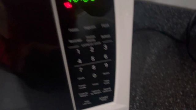 Danby Microwave Oven смотреть онлайн