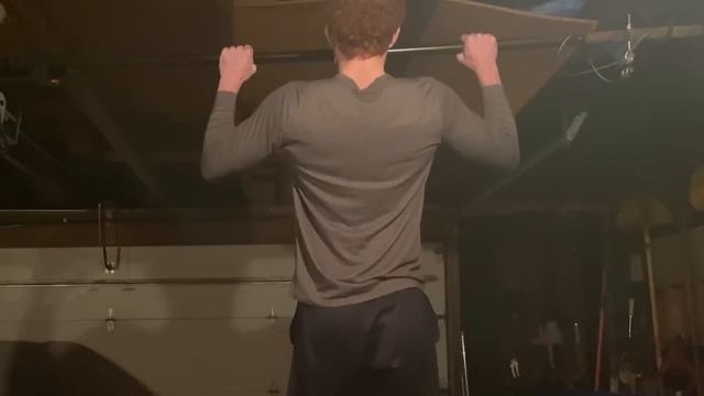 How I Increased My Pull-Ups From 0 to 10+ Reps (At Home) смотреть онлайн