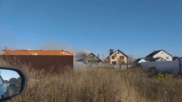 Пожар в поселке Отрадное под Воронежем смотреть онлайн