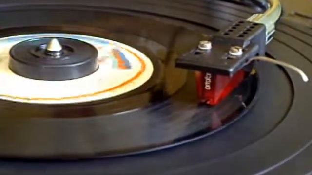 CHRISTOPHER LAIRD - REGARDE DANS TES MAINS - Vinyl 1976 - Ortofon 2m red смотреть онлайн