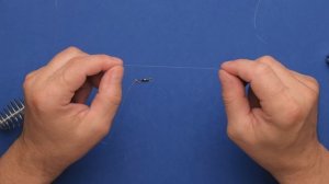 Фидерный монтаж с пружиной и двумя крючками, которые не путаются