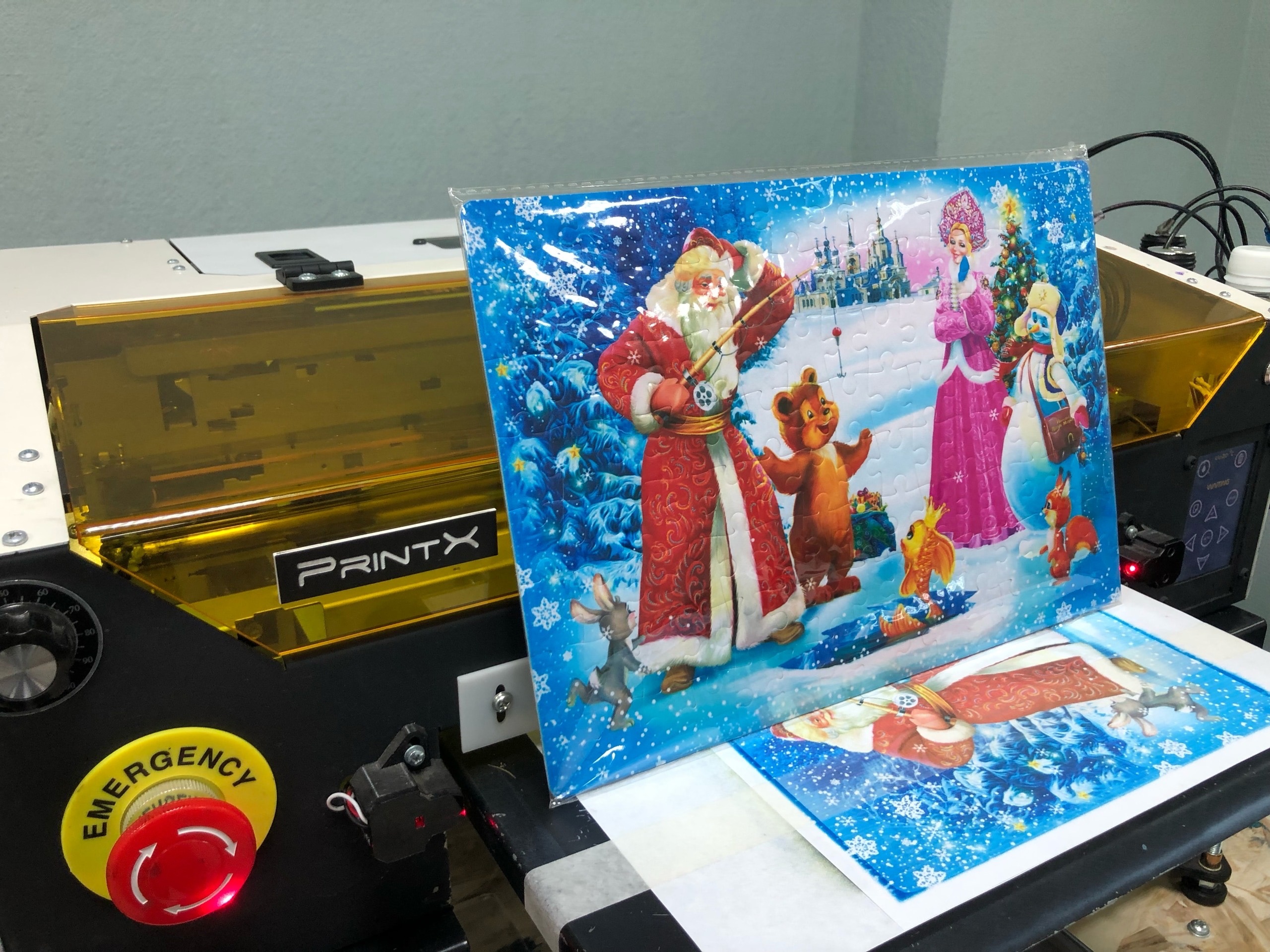 Печать пазлов на картоне на УФ принтере смотреть онлайн