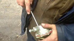 Почему Подтекает бензонасос.