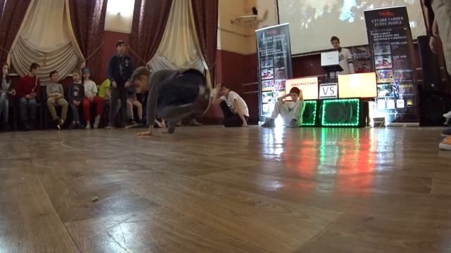 &&& vs ElectroStyle 1 круг смотреть онлайн
