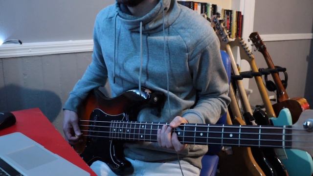 Starlight (TV) - Bass Cover смотреть онлайн