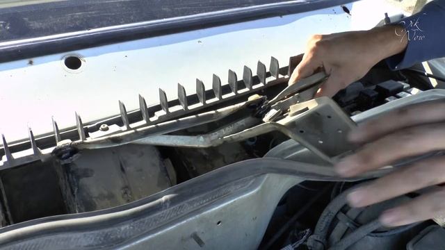 Трапеция дворников Ваз 2114. Как снять и смазать трапецию. смотреть онлайн