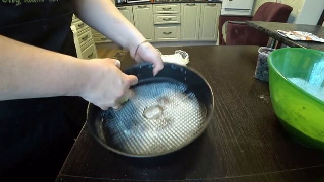 Расскажу за 1 минуту: насыпной пирог с замороженной ягодой смотреть онлайн