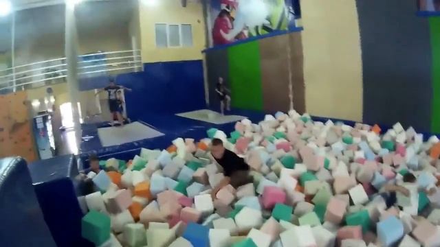 Экстрим центр крылья смотреть онлайн