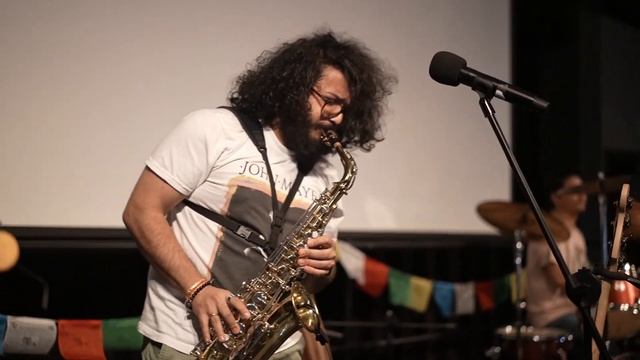 Sadhain Sadhain by Mantra ( Cover by Doctor Square Band USA ) смотреть онлайн