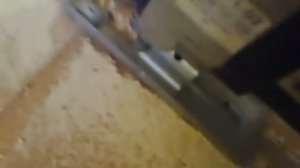 Почему скрипят полы? Вскрываем полы из ДСП. Ремонт.