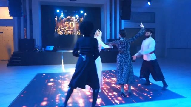 Танец «Иван на Кавказе» смотреть онлайн