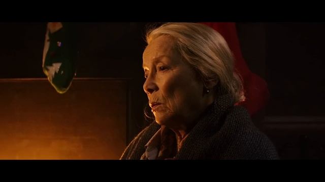 How To Beat The EVIL SANTA CLAUS In "Krampus" смотреть онлайн