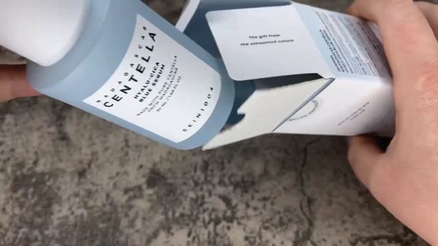 SKIN1004 Madagascar Centella Hyalu Cica Blue Serum