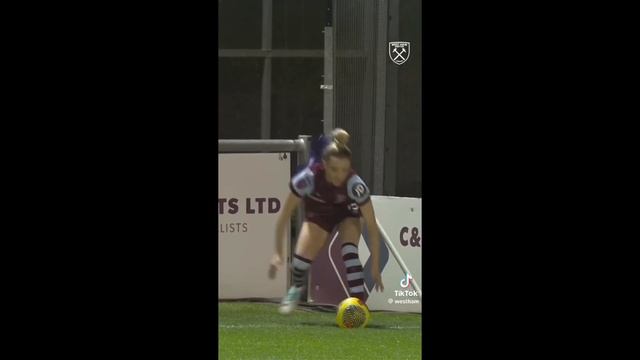 RUESHA & CAITLIN FOORD HEAD TO HEAD IN CONTI CUP! JILL ROORD DOES ACL! FOX STUNS IN WSL! VIV SCORES смотреть онлайн