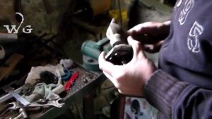 Как починить болгарку, если сломался фиксатор для смены дисков?